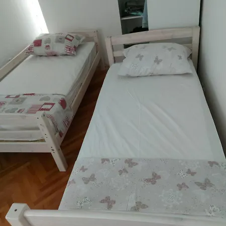 Spacious Budget Apartmán *